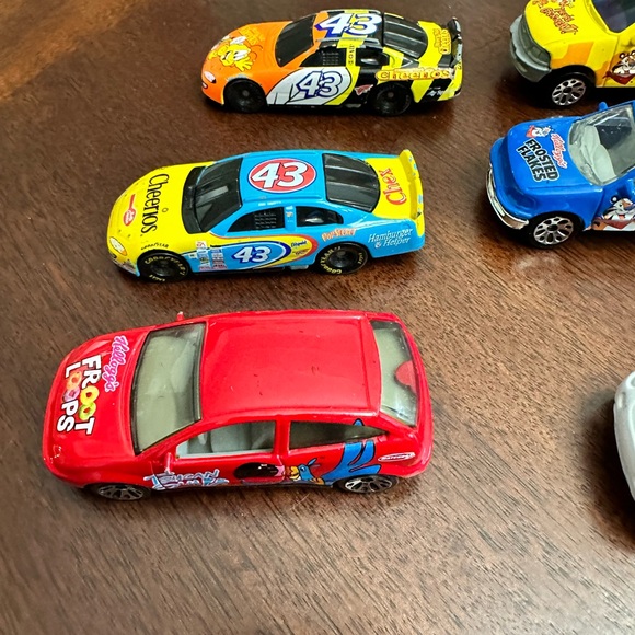 7 Vtg 90's Matchbox Nascar Cereal Cheerios Froot Loops Lucky Charms Diecast Cars - Picture 5 of 12